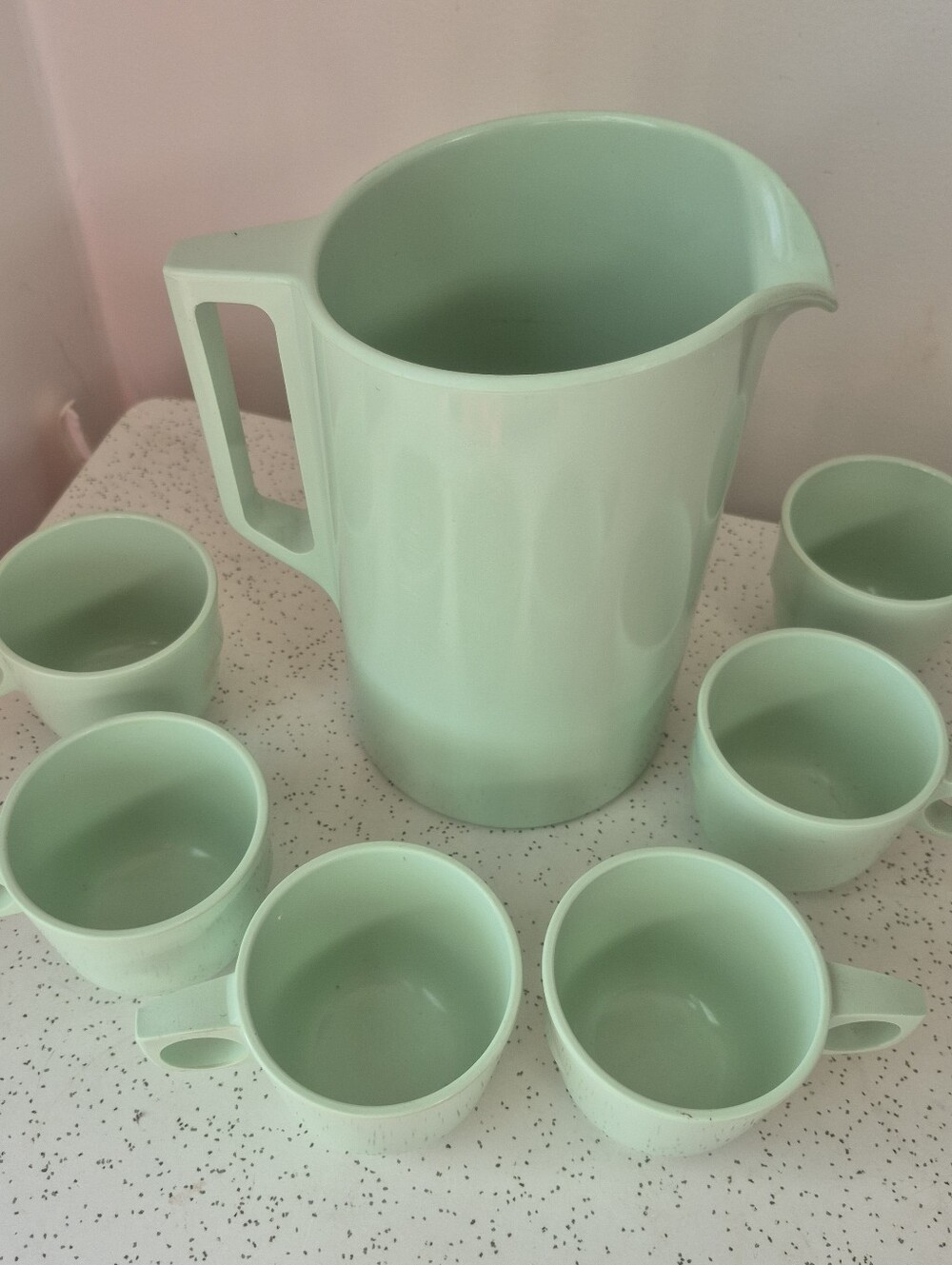 Mint Green Melamine Pitcher And 6 Nesting Mugs